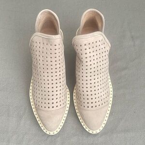 Cecelia New York Georgie Wedge Almond Toe Ankle Boots Booties  LEATHER 7.5m